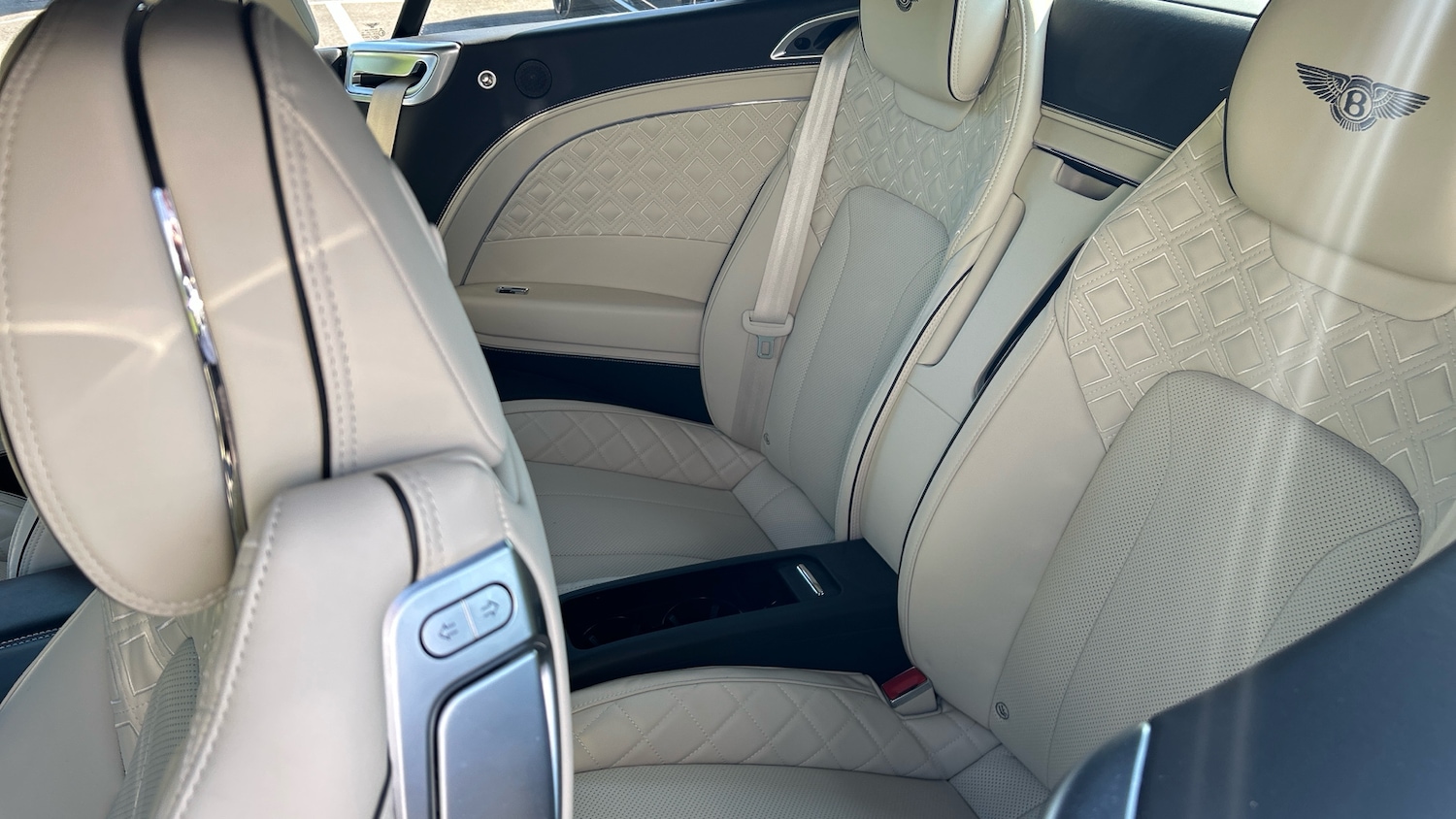 Used Bentley Continental 2019 for sale - 76536400: Photo 15