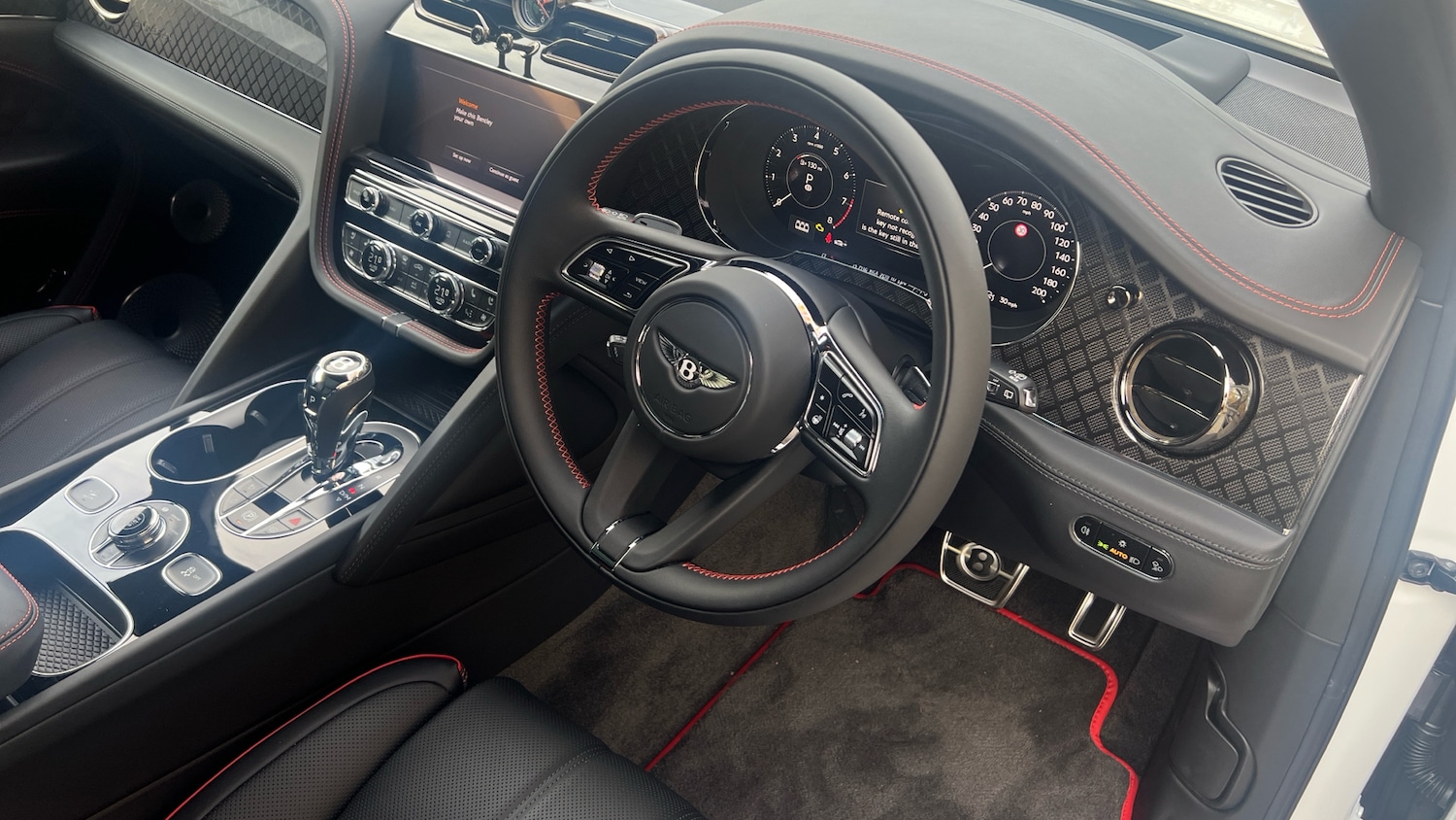 Used Bentley Bentayga 2025 for sale - 76470937: Photo 14