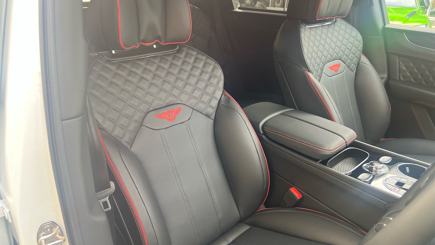 Used Bentley Bentayga 2025 for sale - 76470937: Photo 22