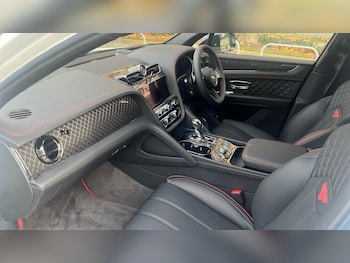 Used Bentley Bentayga 2025 for sale - 76470937: Photo