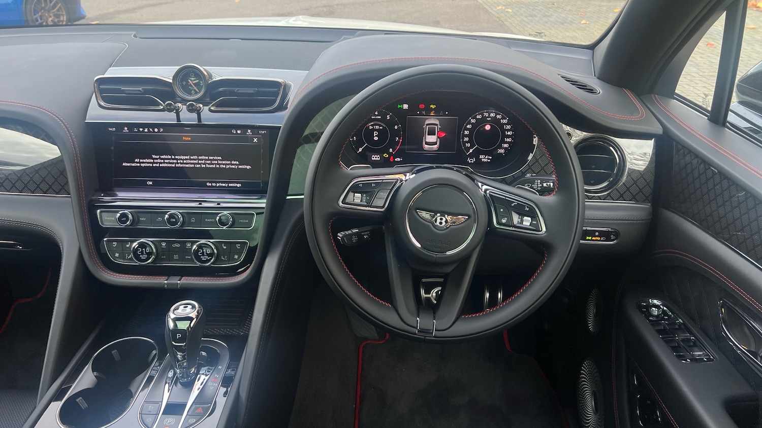 Used Bentley Bentayga 2025 for sale - 76470937: Photo 4