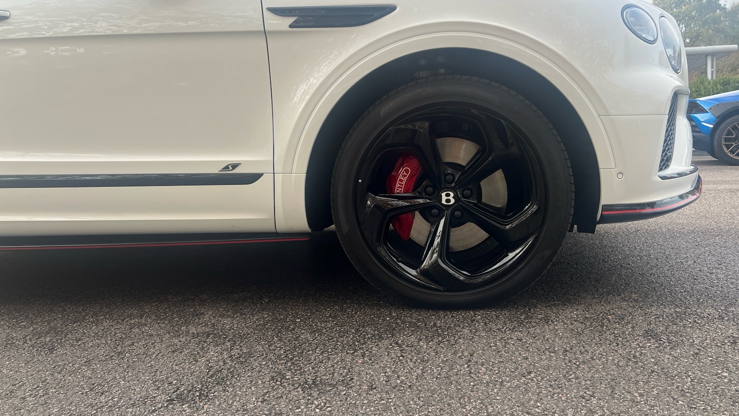 Used Bentley Bentayga 2025 for sale - 76470937: Photo 6