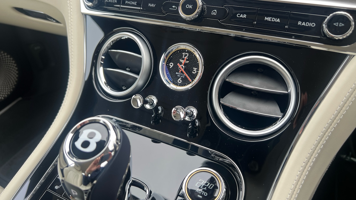 Used Bentley Continental 2025 for sale - 77385109: Photo 25