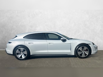 Used Porsche Taycan 2022 for sale - 78070270: Photo