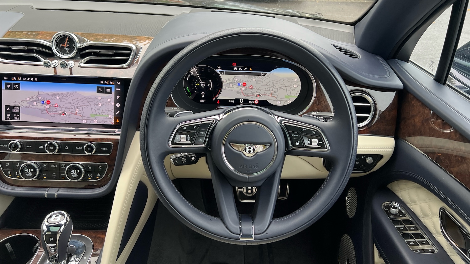 Used Bentley Bentayga 2023 for sale - 76134379: Photo 16