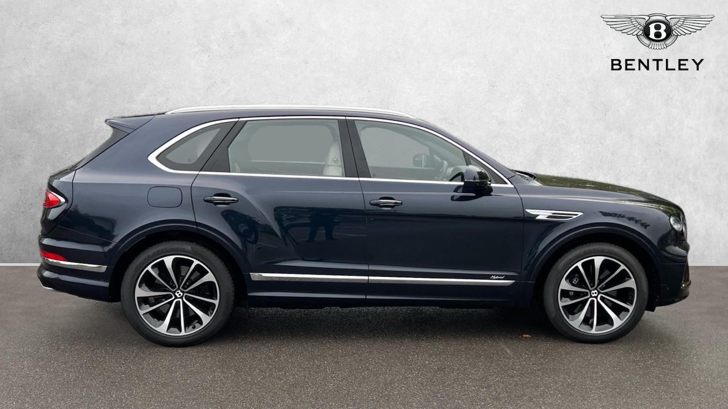 Used Bentley Bentayga 2023 for sale - 76134379: Photo 5