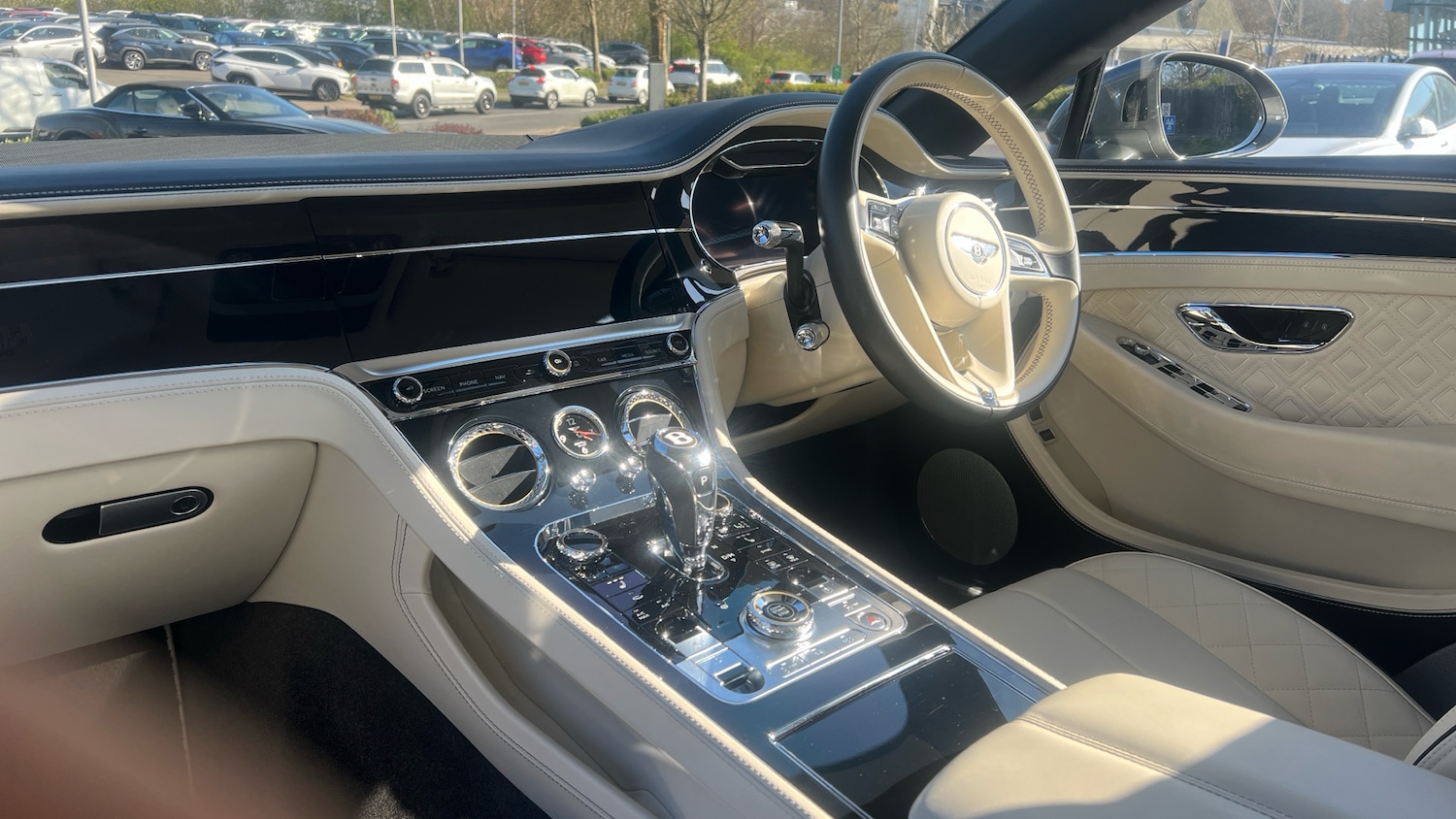Used Bentley Continental 2019 for sale - 77880839: Photo 2