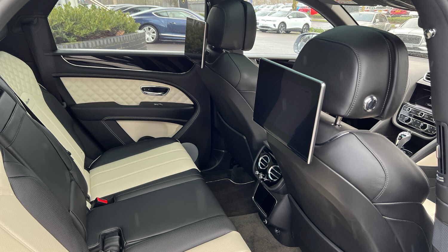 Used Bentley Bentayga for sale - 77264330: Photo 18