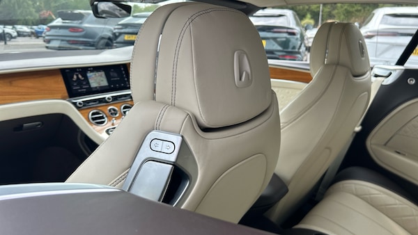 Used Bentley Continental 2020 for sale - 76134359: Photo 15