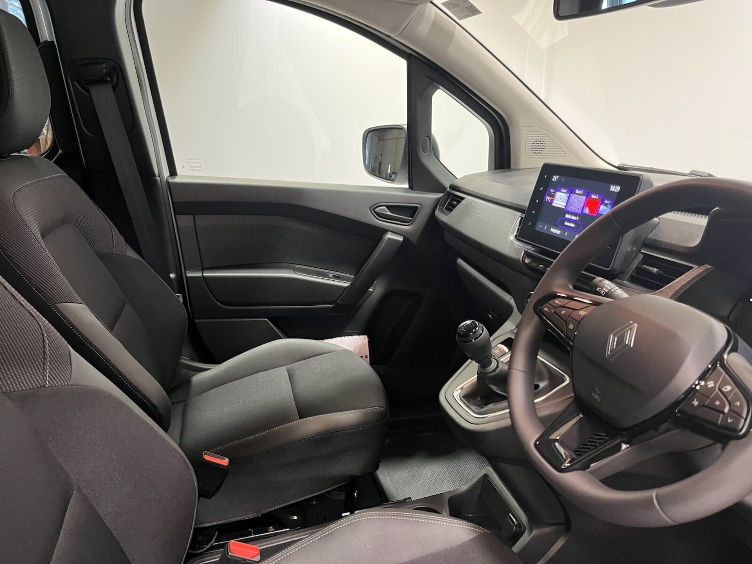 Used Renault Kangoo 2025 for sale - 77339362: Photo 15