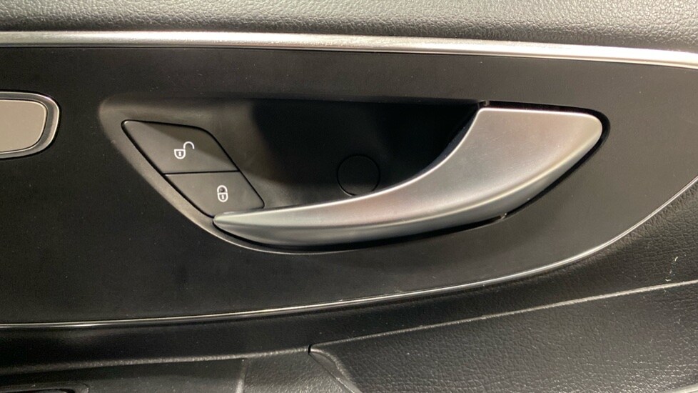 Used Mercedes-Benz Vito 2025 for sale - 78206673: Photo 11