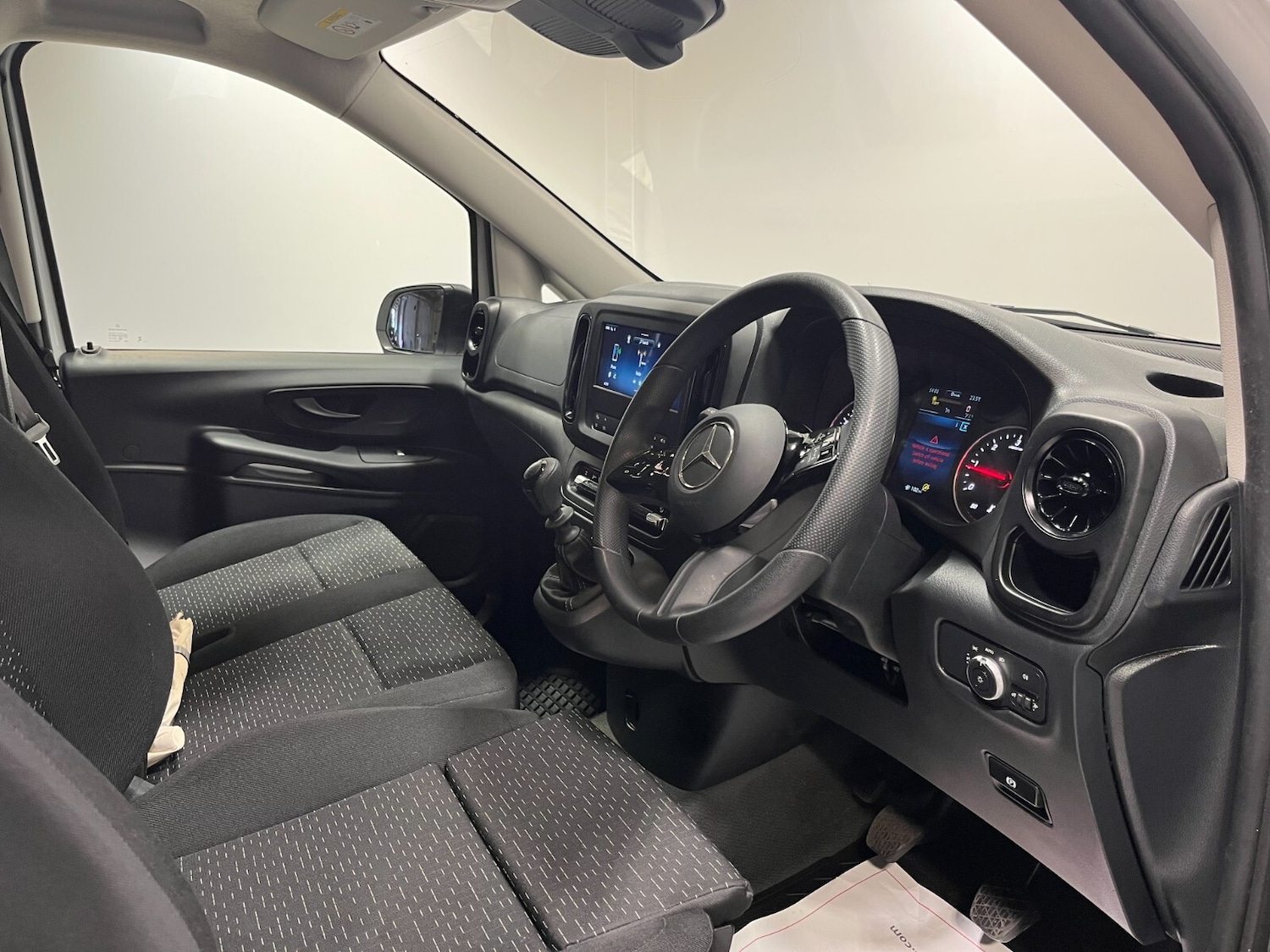 Used Mercedes-Benz Vito 2024 for sale - 76709608: Photo 2