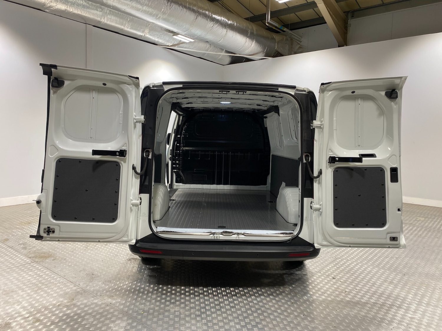 Used Maxus eDeliver 7 2025 for sale - 76372769: Photo 16
