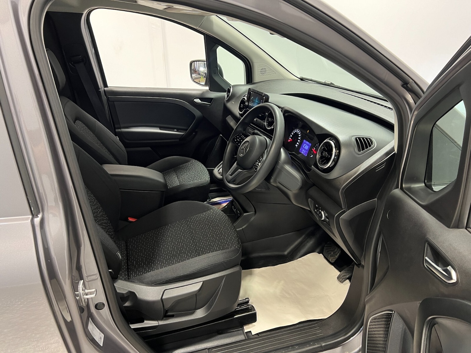 Used Mercedes-Benz Citan 2023 for sale - 76372717: Photo 9