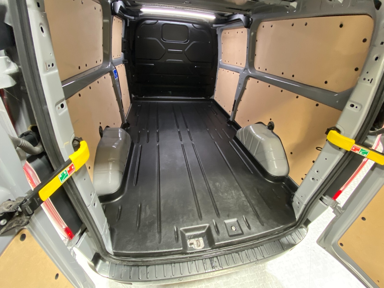 Used Ford Transit Custom 2023 for sale - 76788158: Photo 11