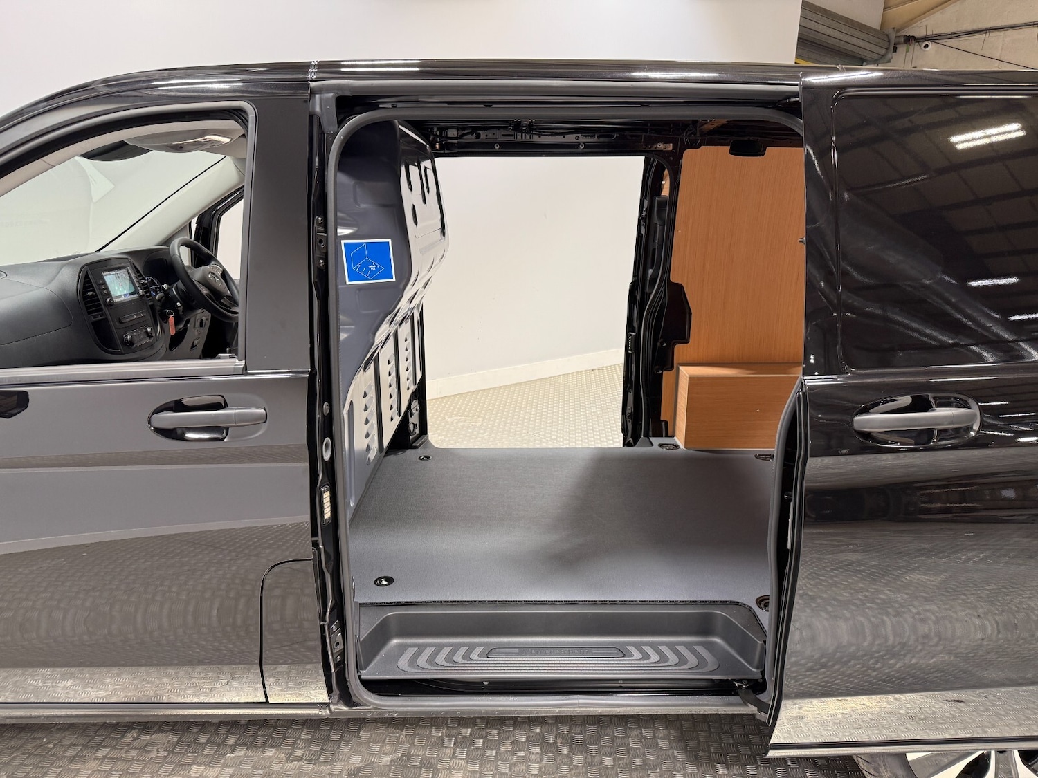 Used Mercedes-Benz Vito 2024 for sale - 77461734: Photo 11