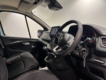 Used Renault Trafic 2024 for sale - 75471660: Photo