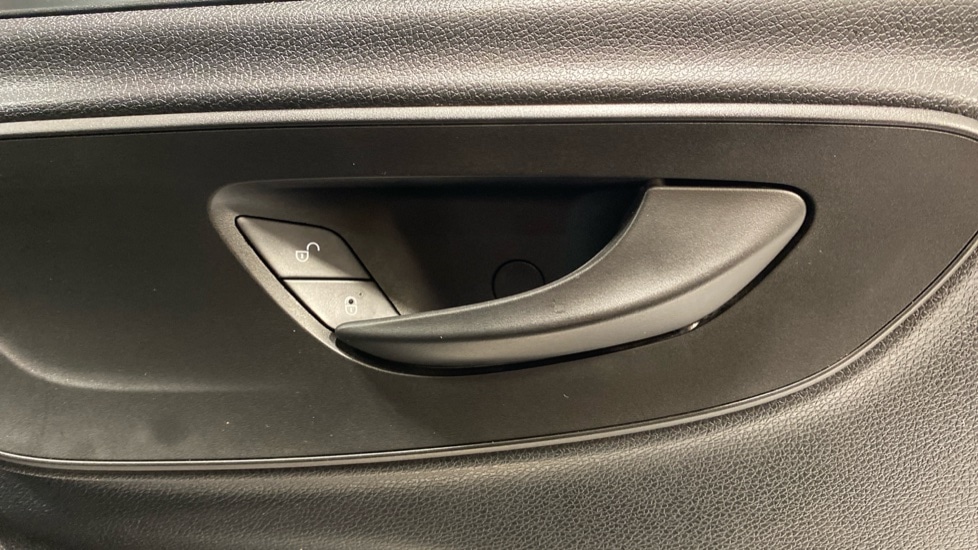 Used Mercedes-Benz Sprinter 2022 for sale - 77588579: Photo 11