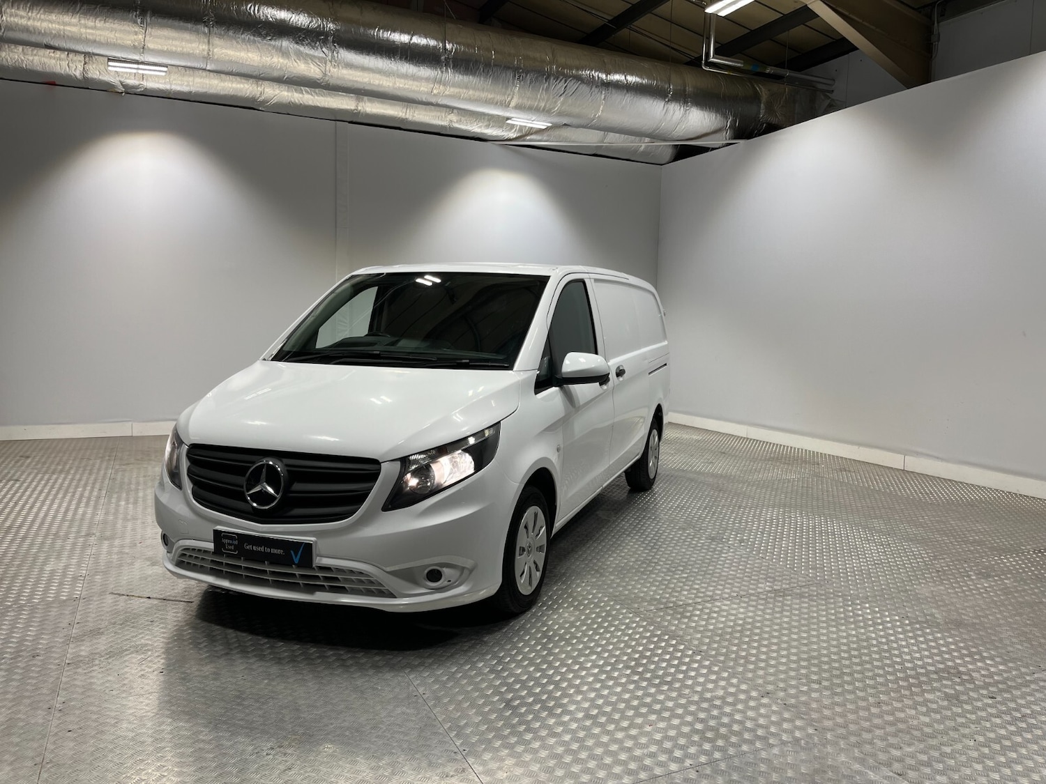 Used Mercedes-Benz Vito 2021 for sale - 76372949: Photo 2