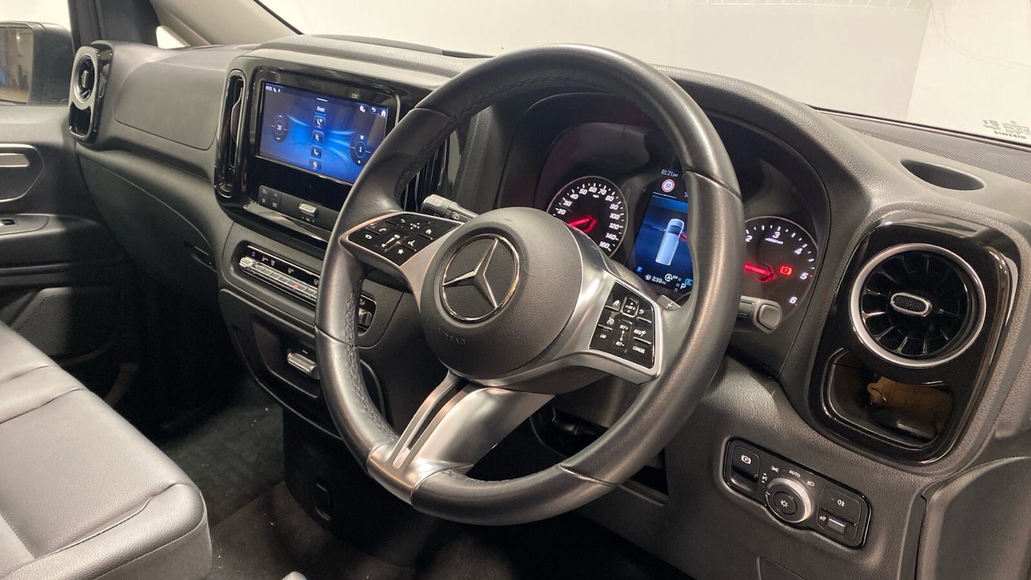 Used Mercedes-Benz Vito 2025 for sale - 77588450: Photo 4