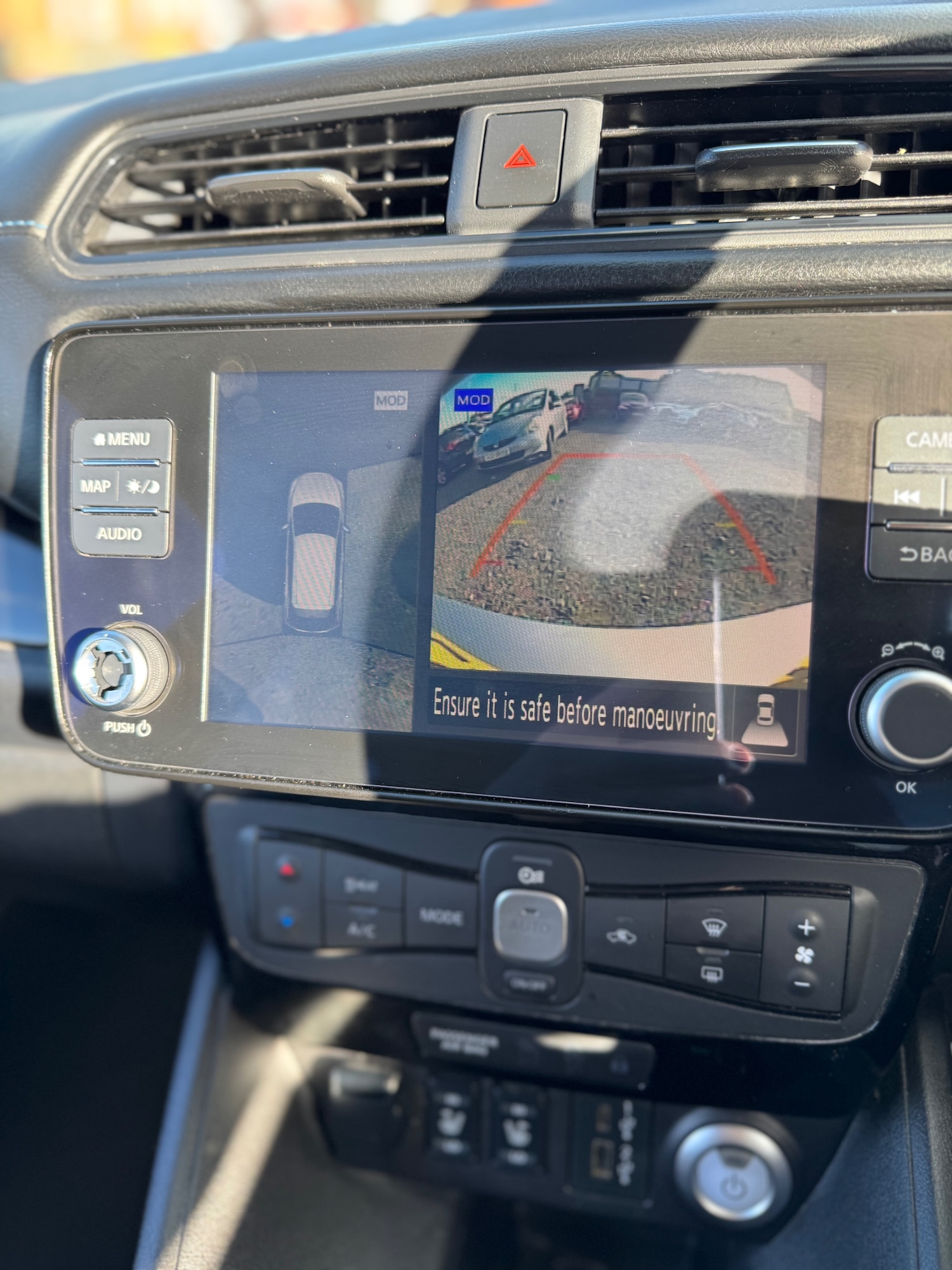 Used Nissan Leaf 2021 for sale - 76093804: Photo 11