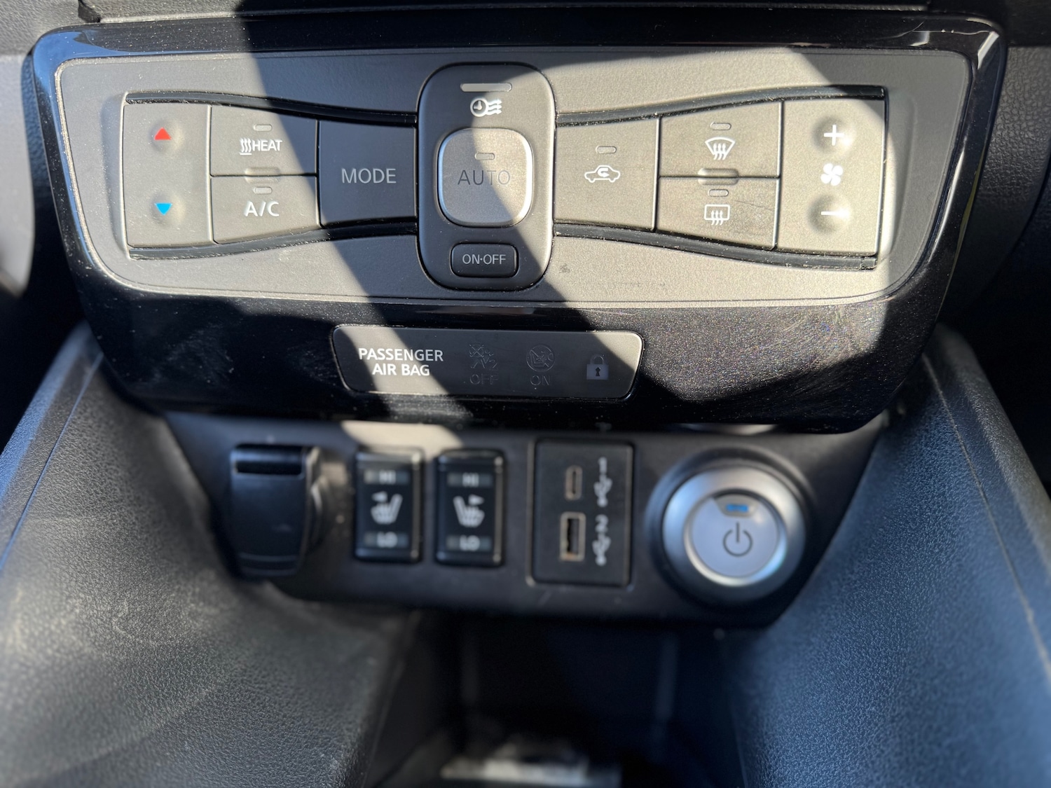 Used Nissan Leaf 2021 for sale - 76093804: Photo 14