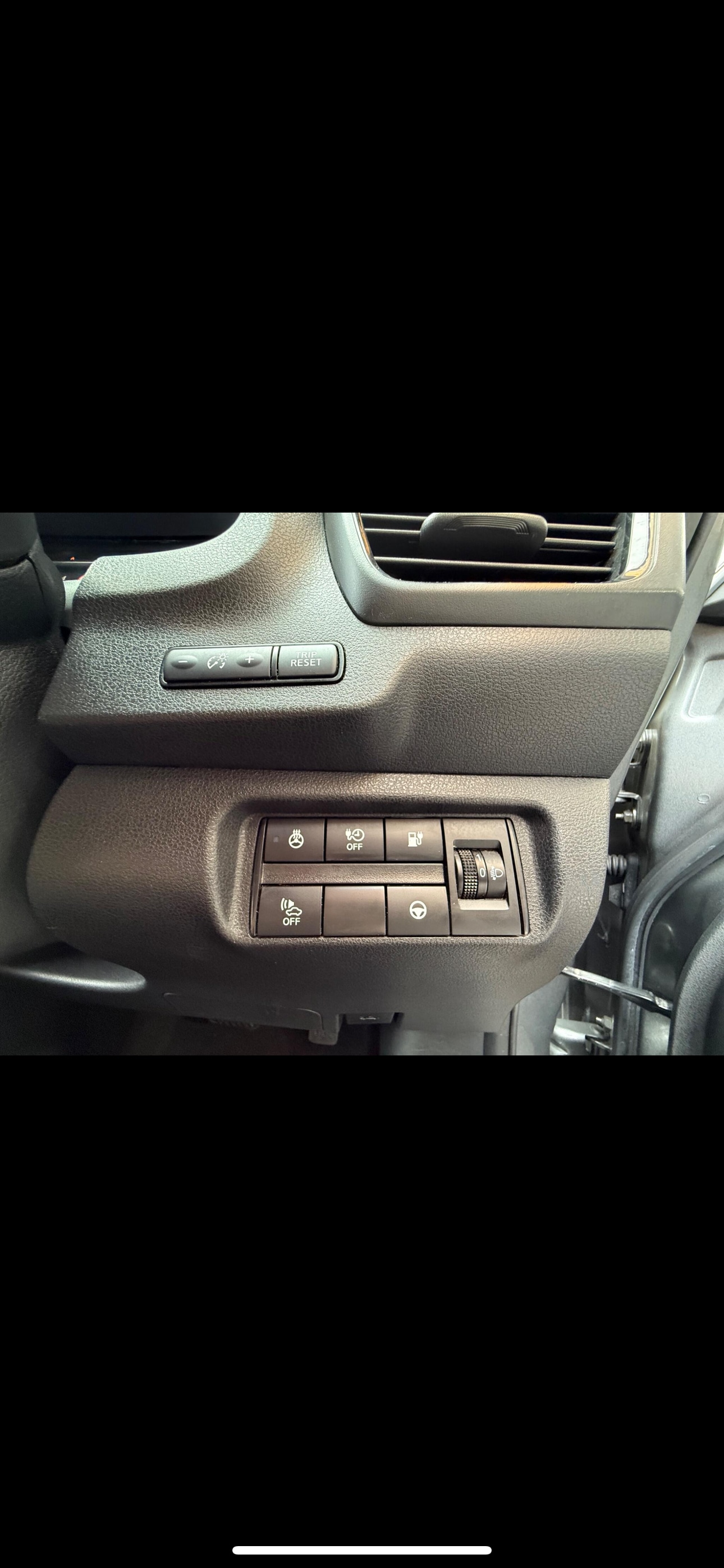 Used Nissan Leaf 2021 for sale - 76093804: Photo 17