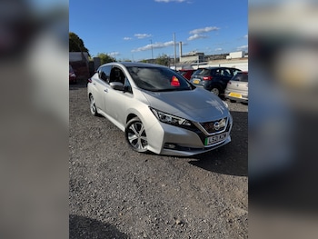 Nissan - Leaf
