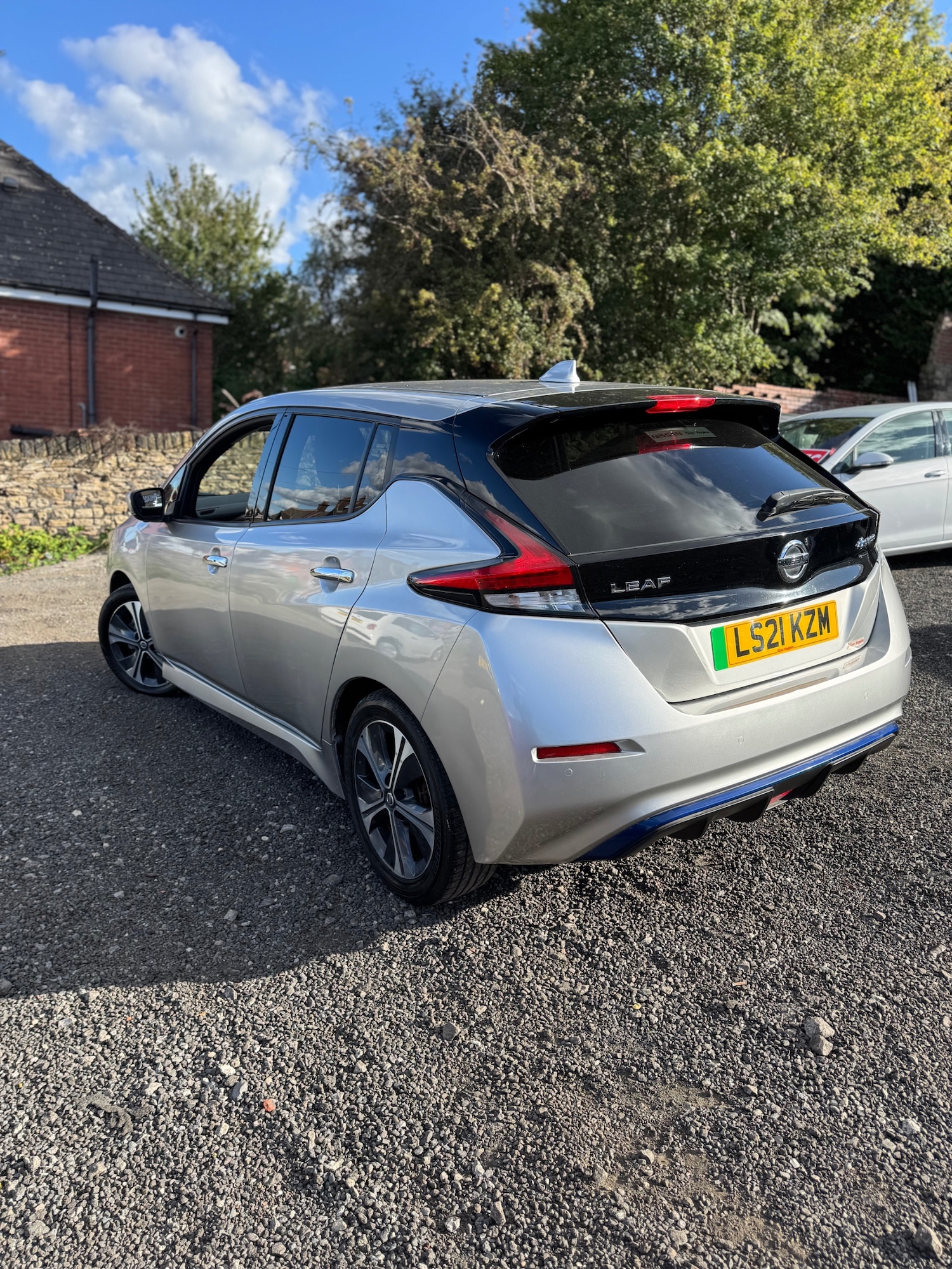 Used Nissan Leaf 2021 for sale - 76093804: Photo 4