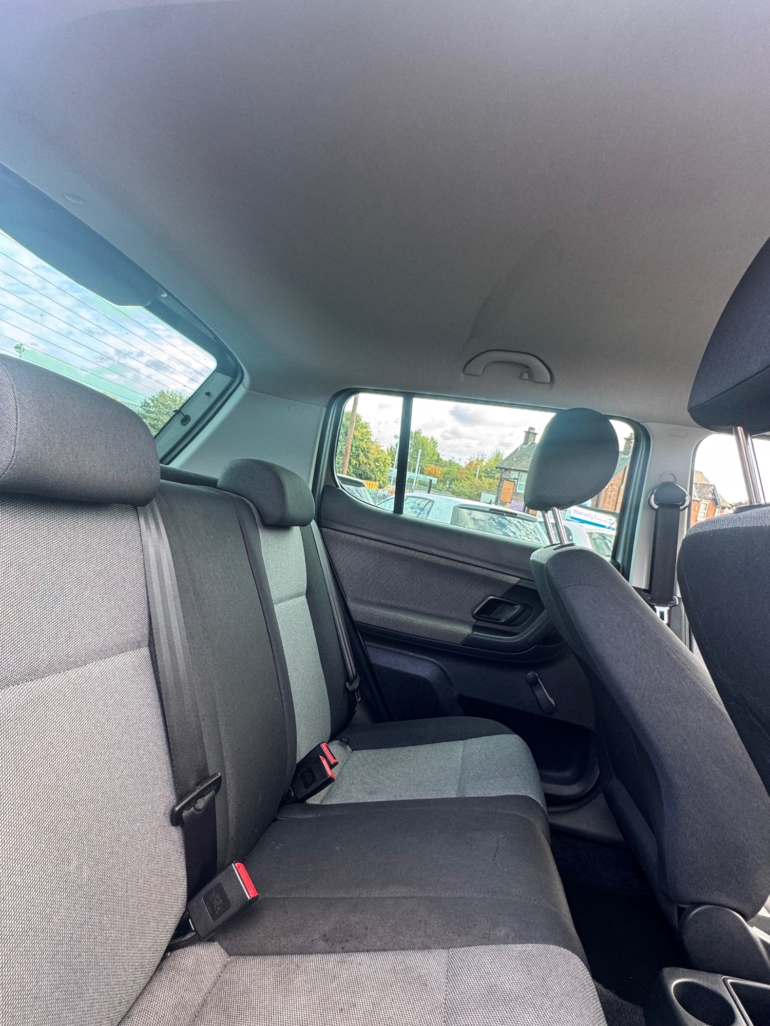 Used Skoda Fabia 2014 for sale - 76097116: Photo 9