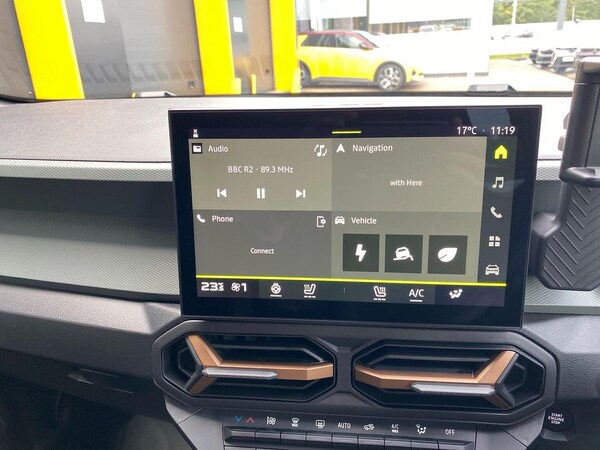 Used Dacia Duster 2025 for sale - 76182433: Photo 11
