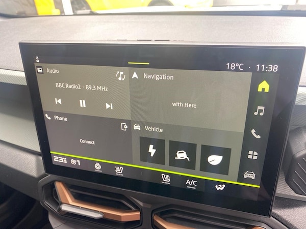 Used Dacia Duster 2025 for sale - 76182433: Photo 24