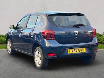 Used Dacia Sandero 2017 for sale - 76430825: Photo