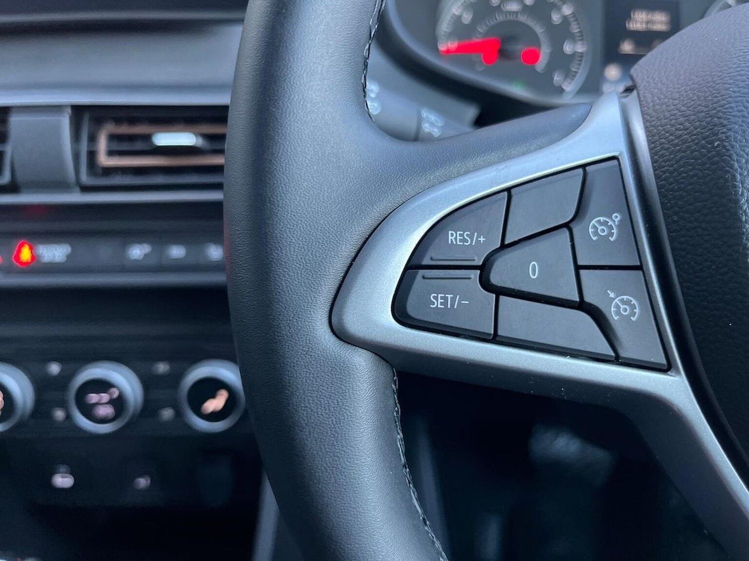 Used Dacia Sandero Stepway 2024 for sale - 76605581: Photo 27