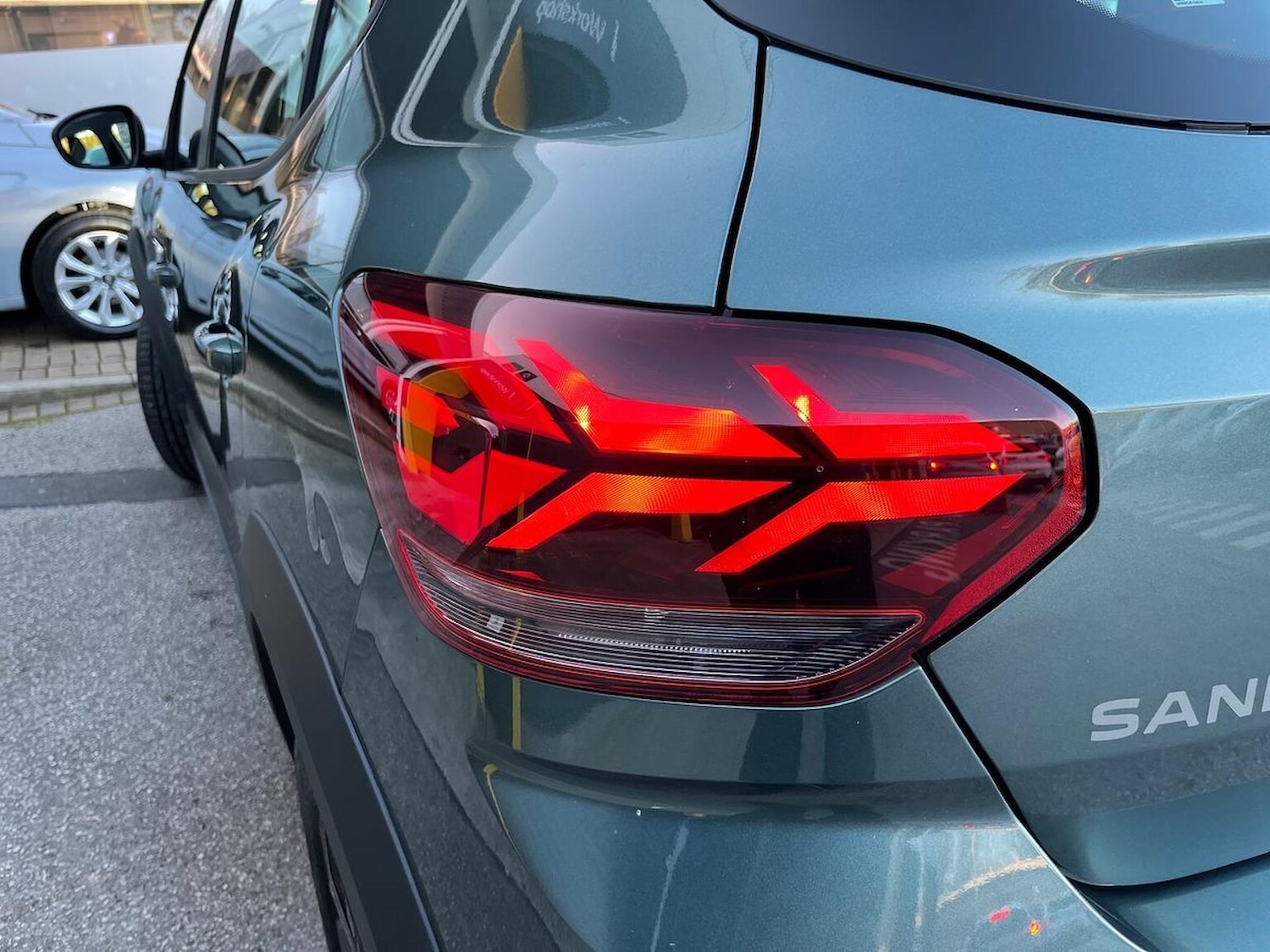 Used Dacia Sandero Stepway 2024 for sale - 76605581: Photo 36