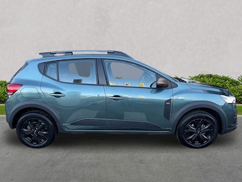 Used Dacia Sandero Stepway 2024 for sale - 76605581: Photo