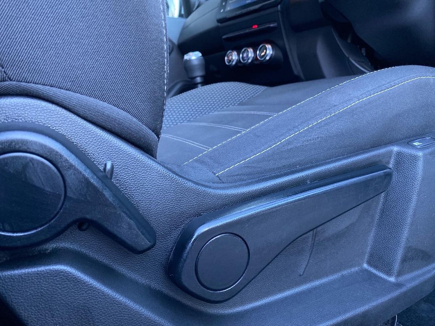 Used Dacia Duster 2021 for sale - 76778305: Photo 30