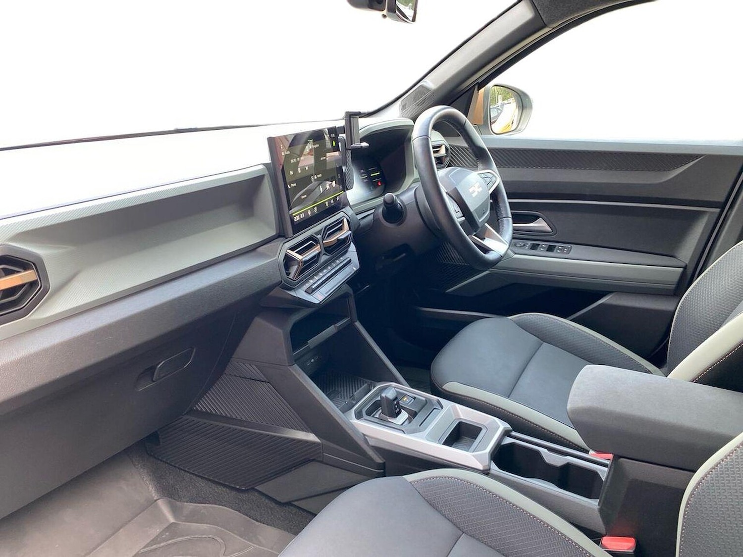 Used Dacia Duster 2025 for sale - 77707449: Photo 7