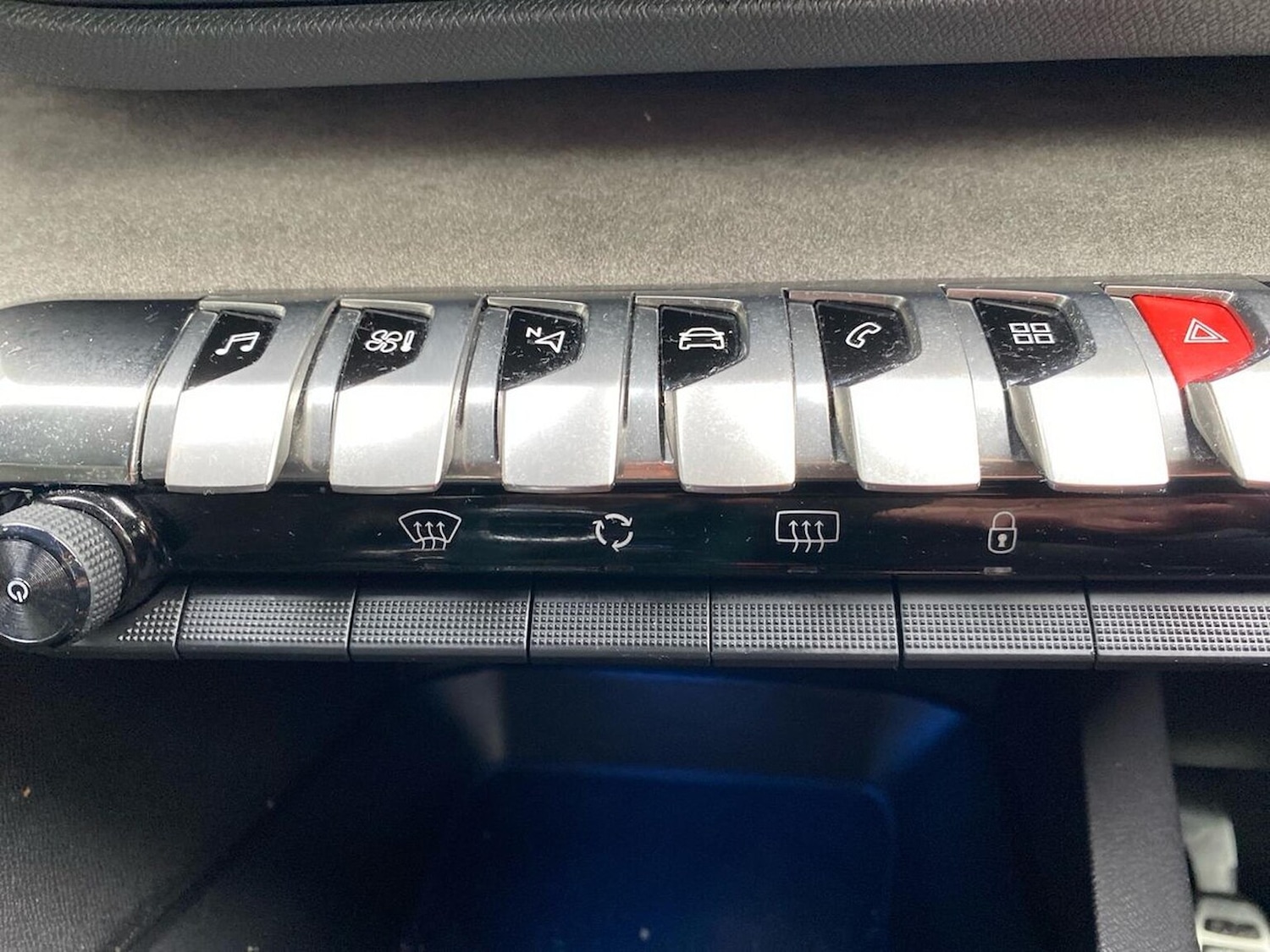 Used Peugeot 3008 2021 for sale - 76627981: Photo 12