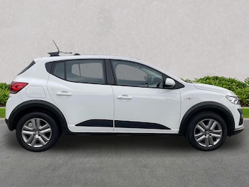 Used Dacia Sandero Stepway 2022 for sale - 76478176: Photo