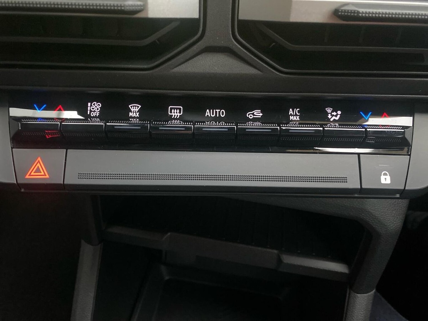 Used Dacia Bigster 2025 for sale - 78131837: Photo 12