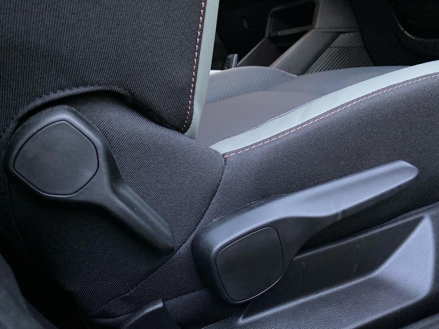 Used Dacia Duster 2025 for sale - 76968964: Photo 30