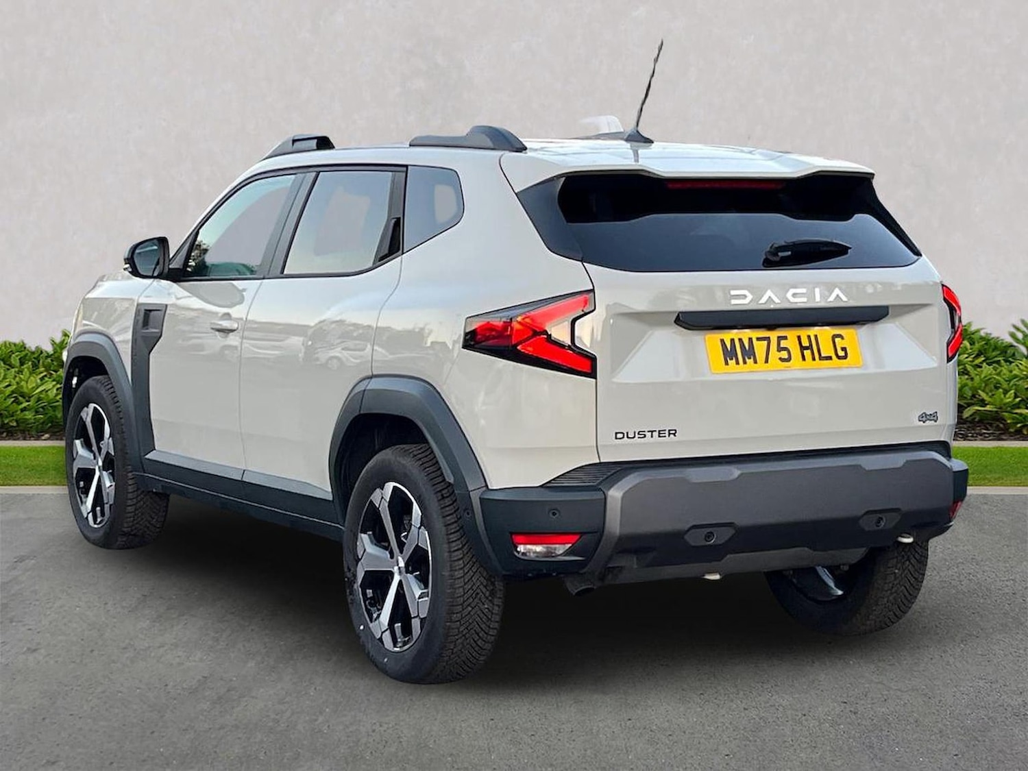 Used Dacia Duster 2025 for sale - 76627978: Photo 2