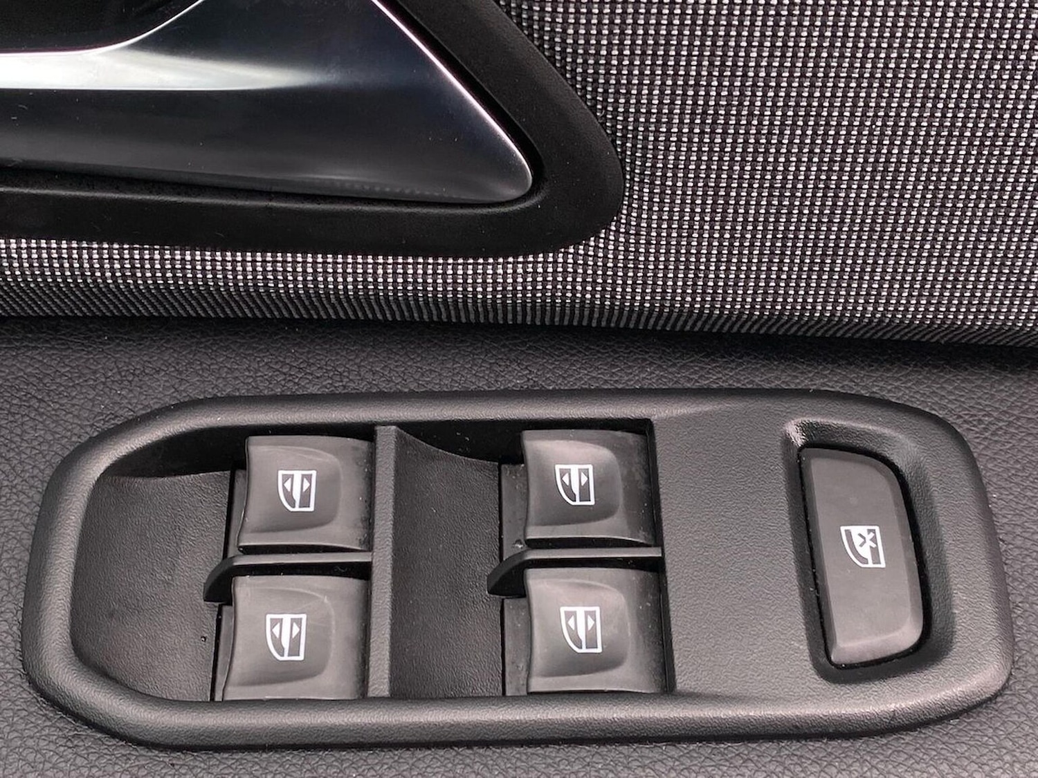 Used Dacia Duster 2019 for sale - 76329965: Photo 21