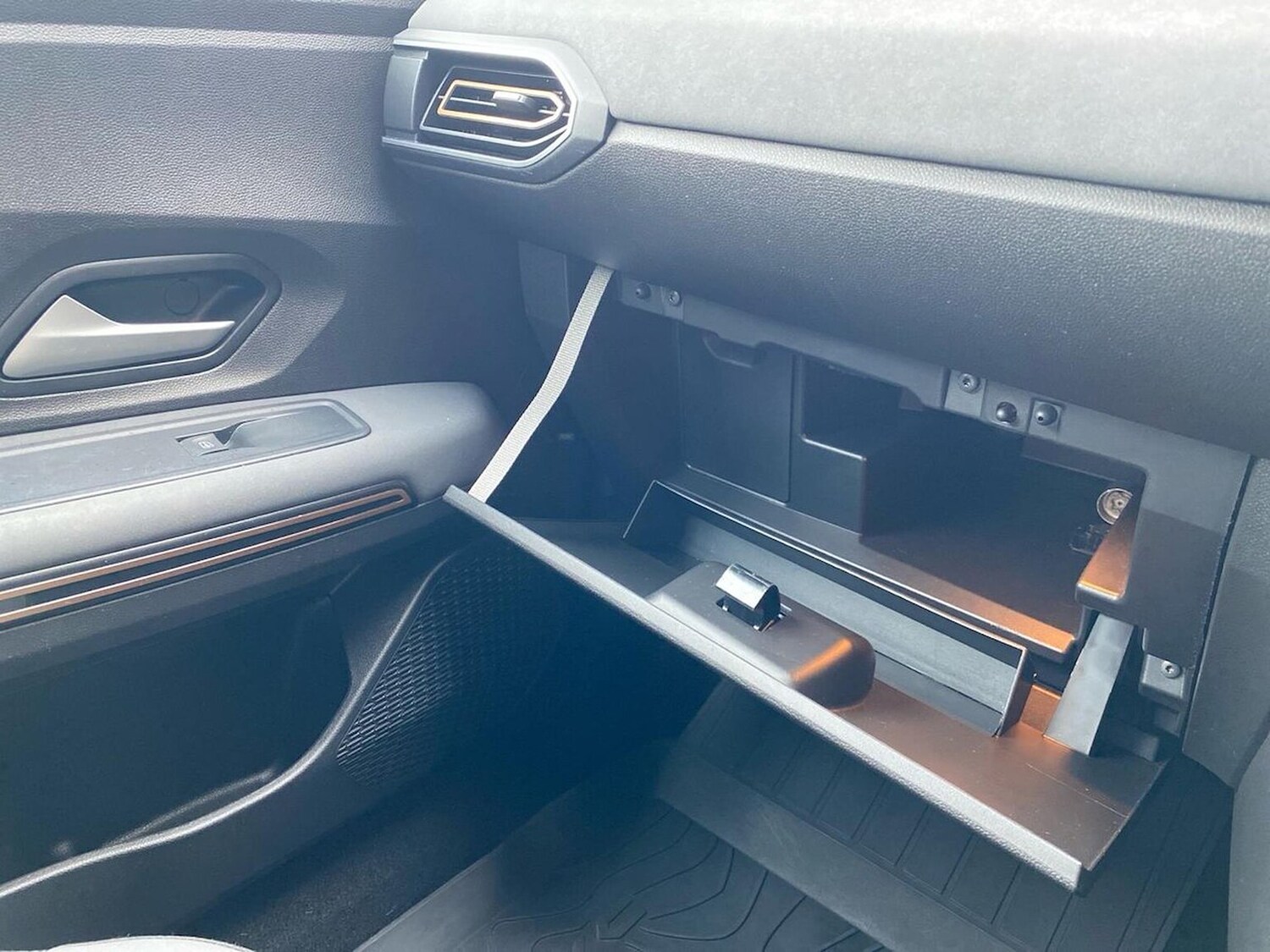 Used Dacia Jogger 2024 for sale - 77616776: Photo 52