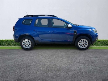 Used Dacia Duster 2023 for sale - 79073768: Photo
