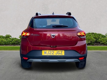 Used Dacia Sandero Stepway 2022 for sale - 76892182: Photo