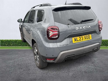 Used Dacia Duster 2023 for sale - 79330261: Photo