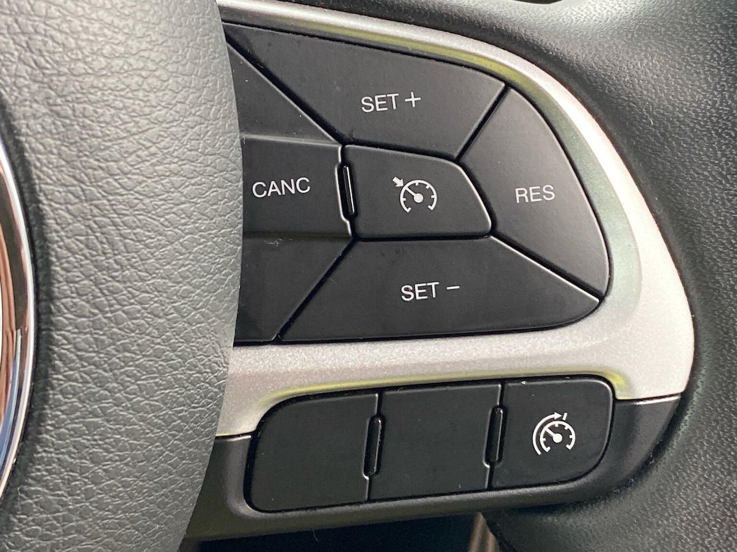 Used Jeep Renegade 2019 for sale - 76455258: Photo 27