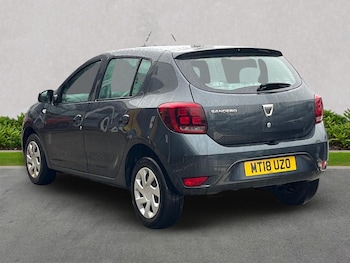 Used Dacia Sandero 2018 for sale - 76821676: Photo